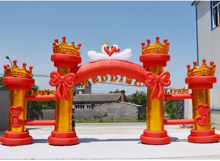 台江红色婚庆气模拱门